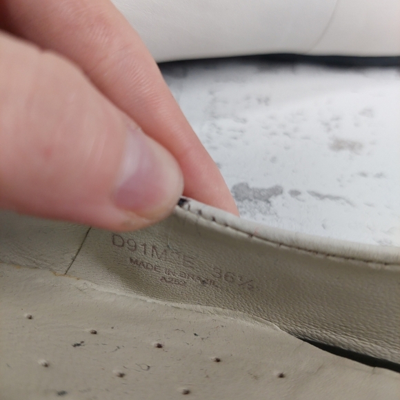 Geox Respira Black & White Leather Elizabeth Cap Toe Ballet Flats V140 - Picture 7 of 8